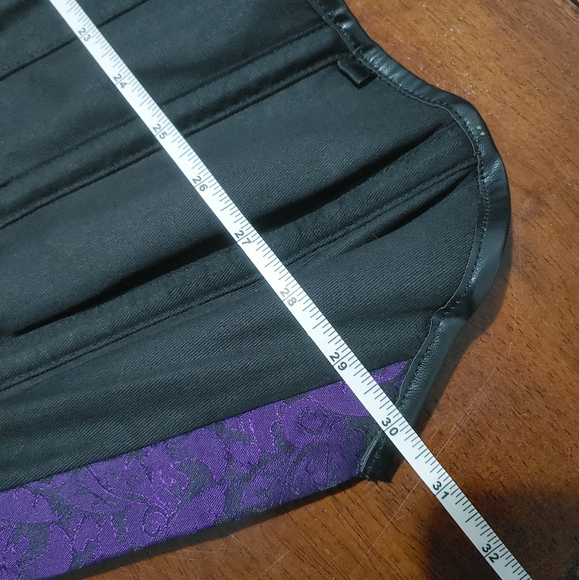 😈NWT Purple Steampunk corset with chains from Corsets Story! - Picture 16 of 16